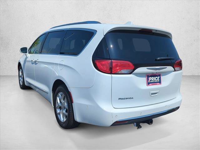 Used 2019 Chrysler Pacifica Touring-L Plus w/ Advanced Safetytec Group FWD image 8