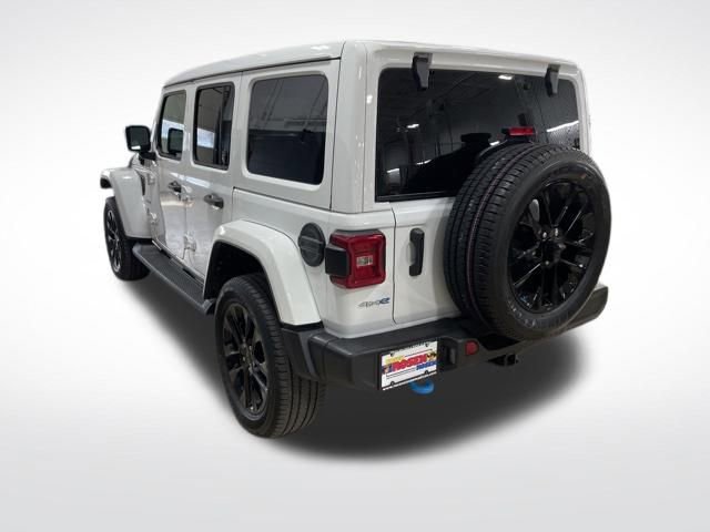 Used 2023 Jeep Wrangler Unlimited Sahara w/ Cold Weather Group image 3