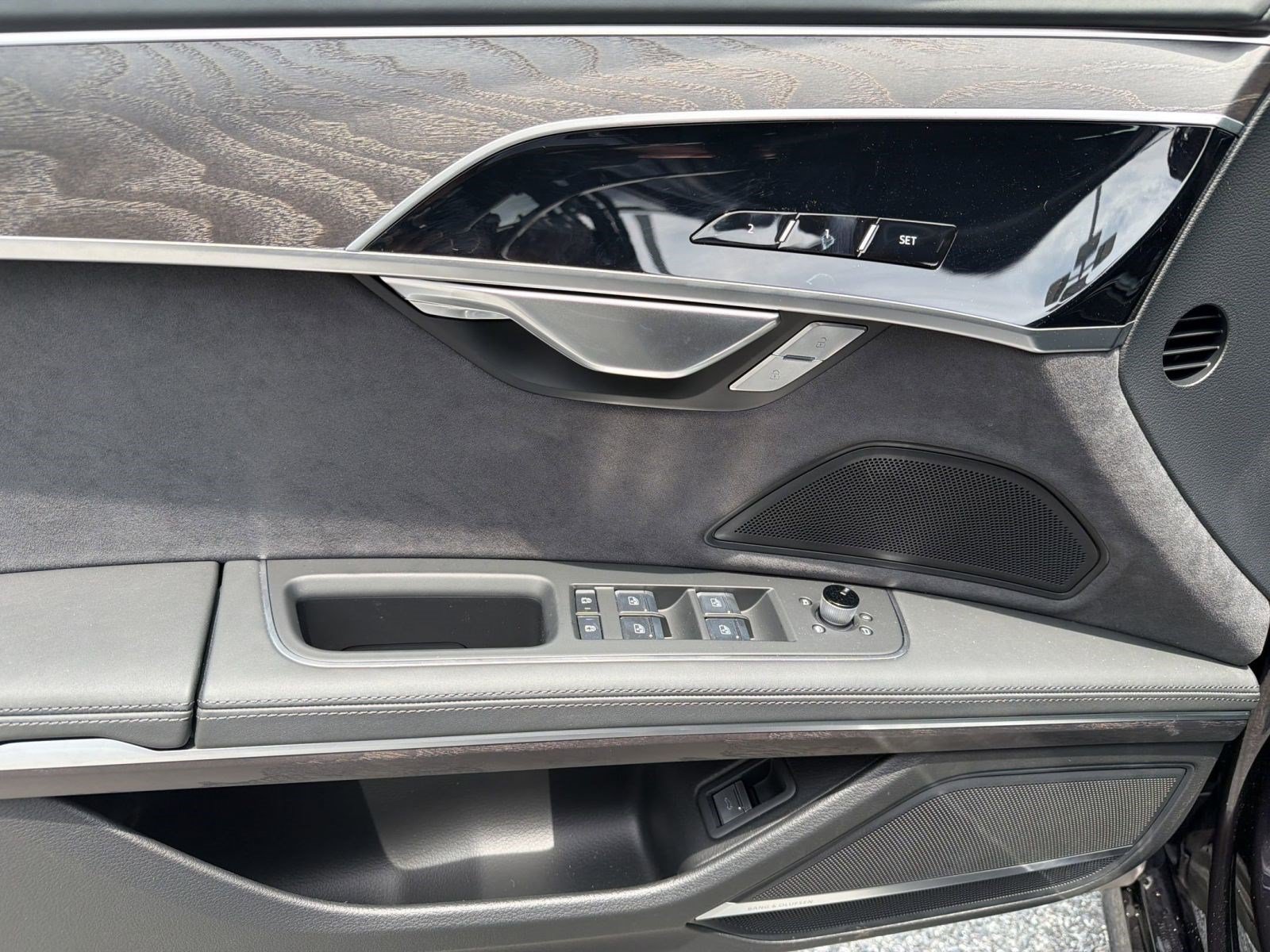 New 2026 Audi A8 L 3.0T AWD/4WD image 13