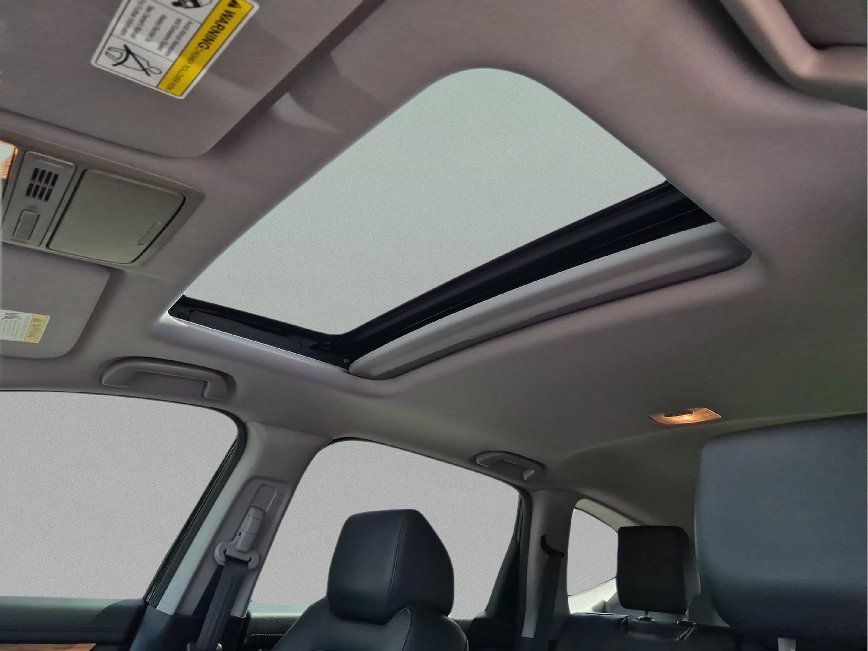 Used 2017 Honda CR-V Touring image 27