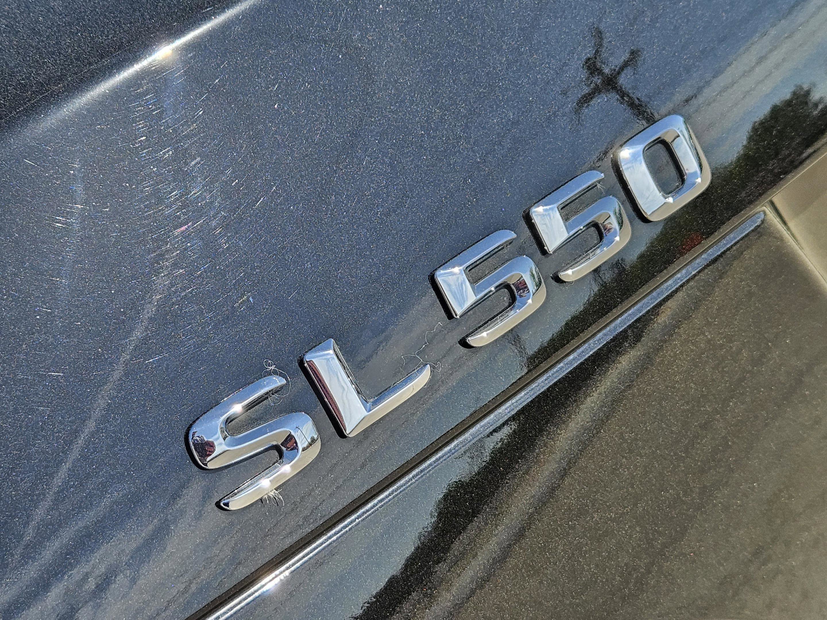 Used 2015 Mercedes-Benz SL 550 image 12