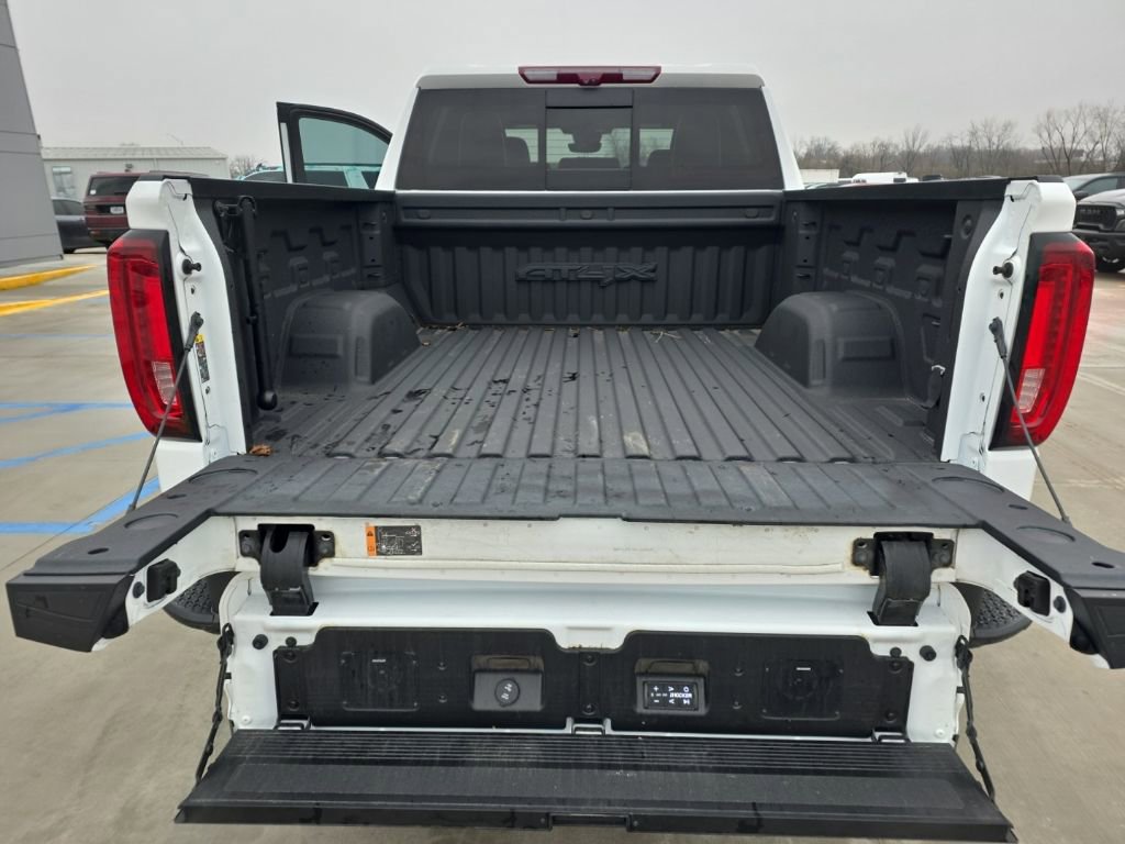Used 2023 GMC Sierra 1500 AT4X image 43