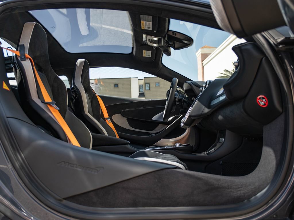 New 2026 McLaren GTS image 24