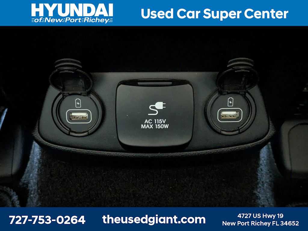 Used 2019 Hyundai Santa Fe FWD image 18
