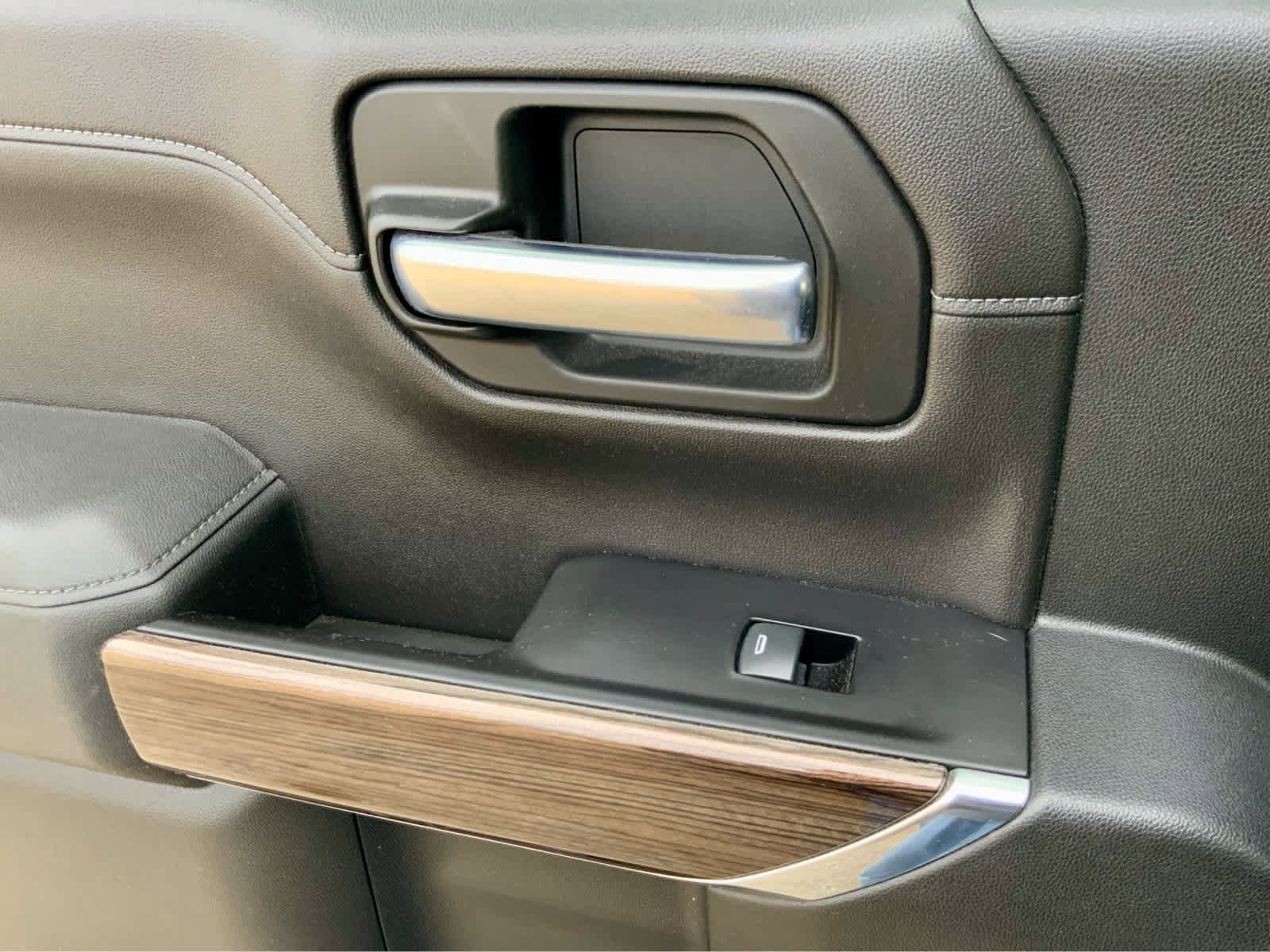 Used 2019 Chevrolet Silverado 1500 RST image 54