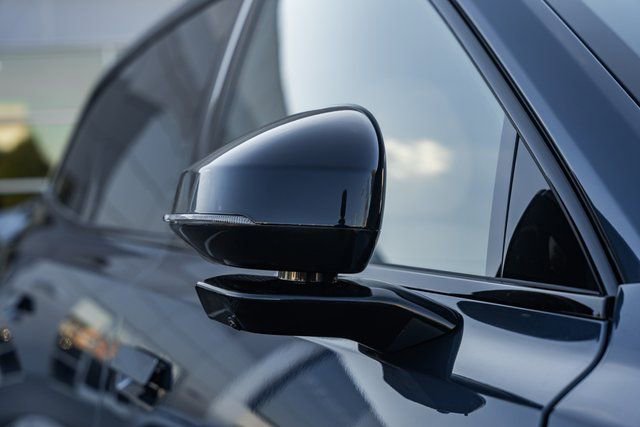 New 2025 Volvo EX90 Ultra w/ Protection Package Premier image 12