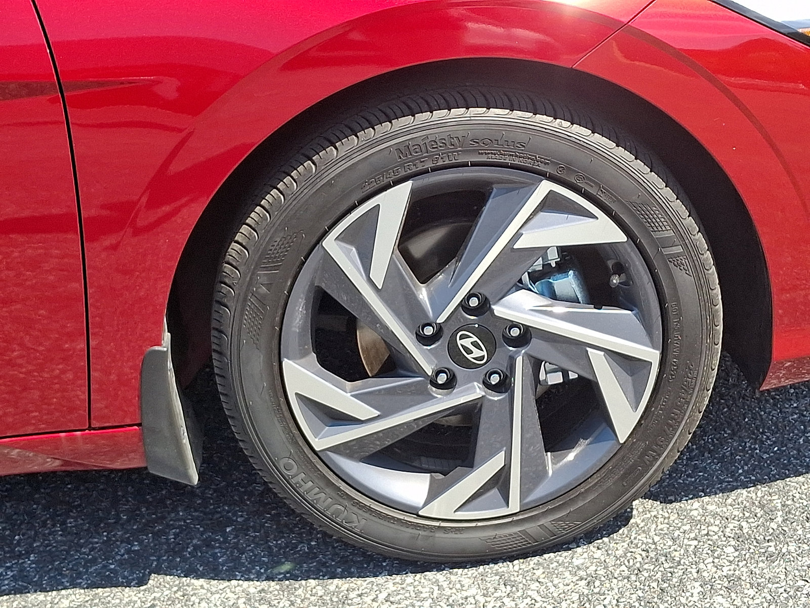 Certified 2025 Hyundai Elantra Sport FWD image 8