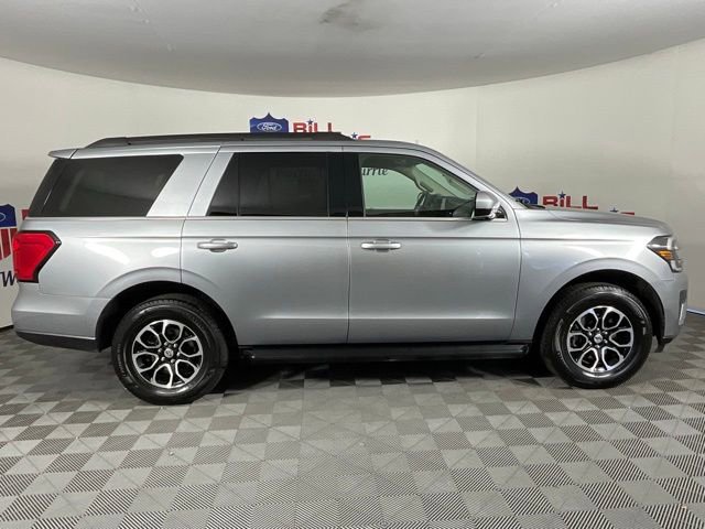 Certified 2024 Ford Expedition XLT image 2