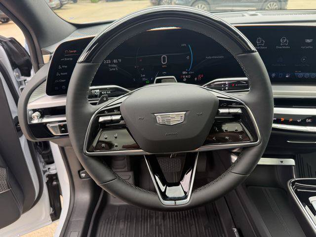 New 2026 Cadillac Lyriq Sport w/ LPO, Floor Liner Package AWD/4WD image 14