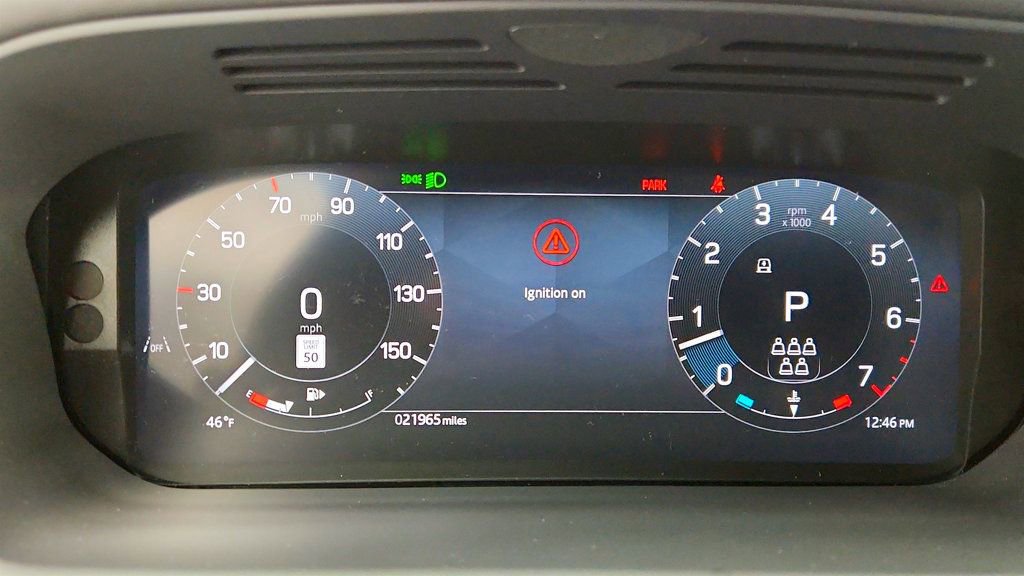 Used 2024 Land Rover Discovery Metropolitan Edition image 13