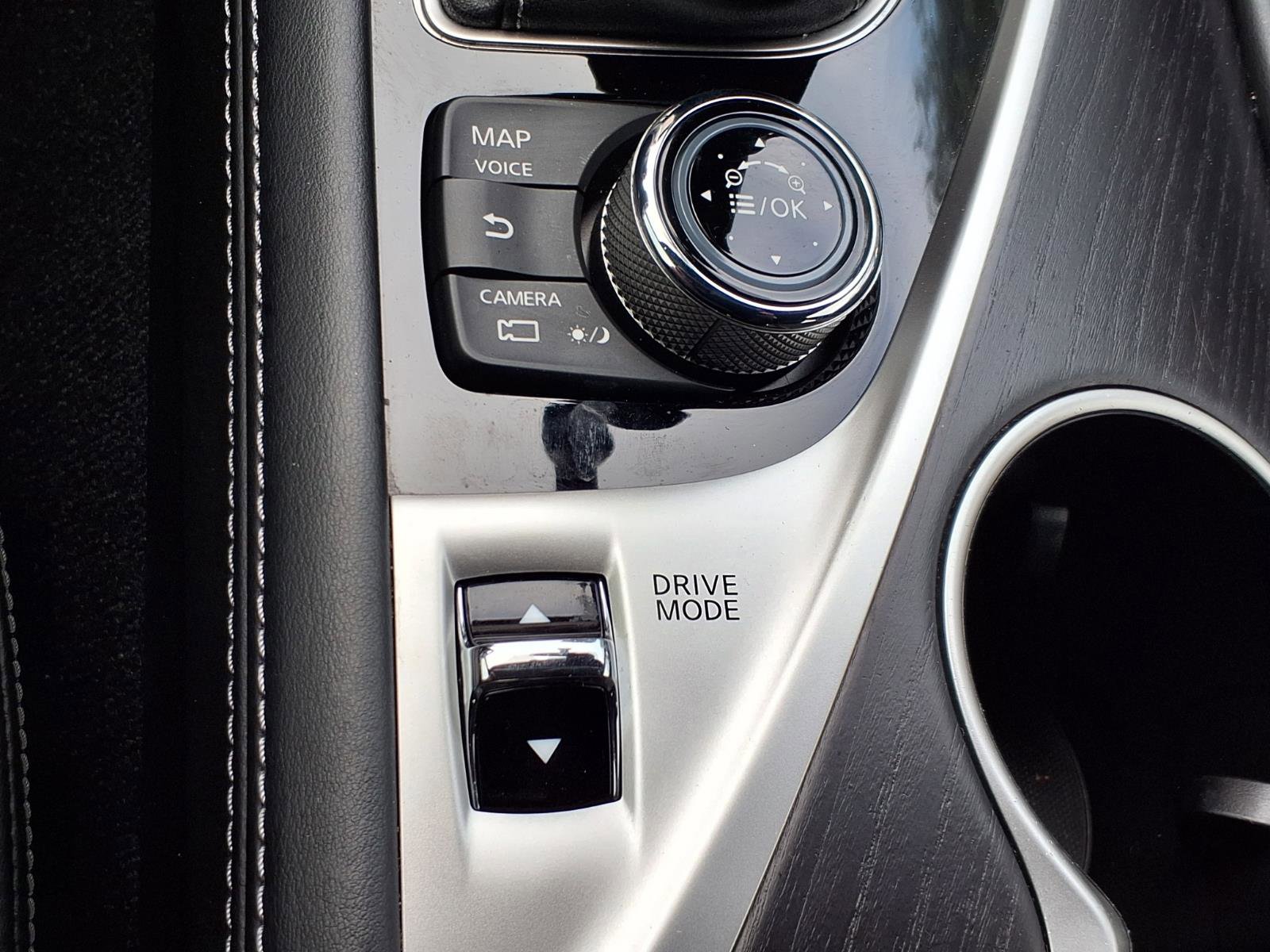 Used 2023 INFINITI Q50 Sensory image 20