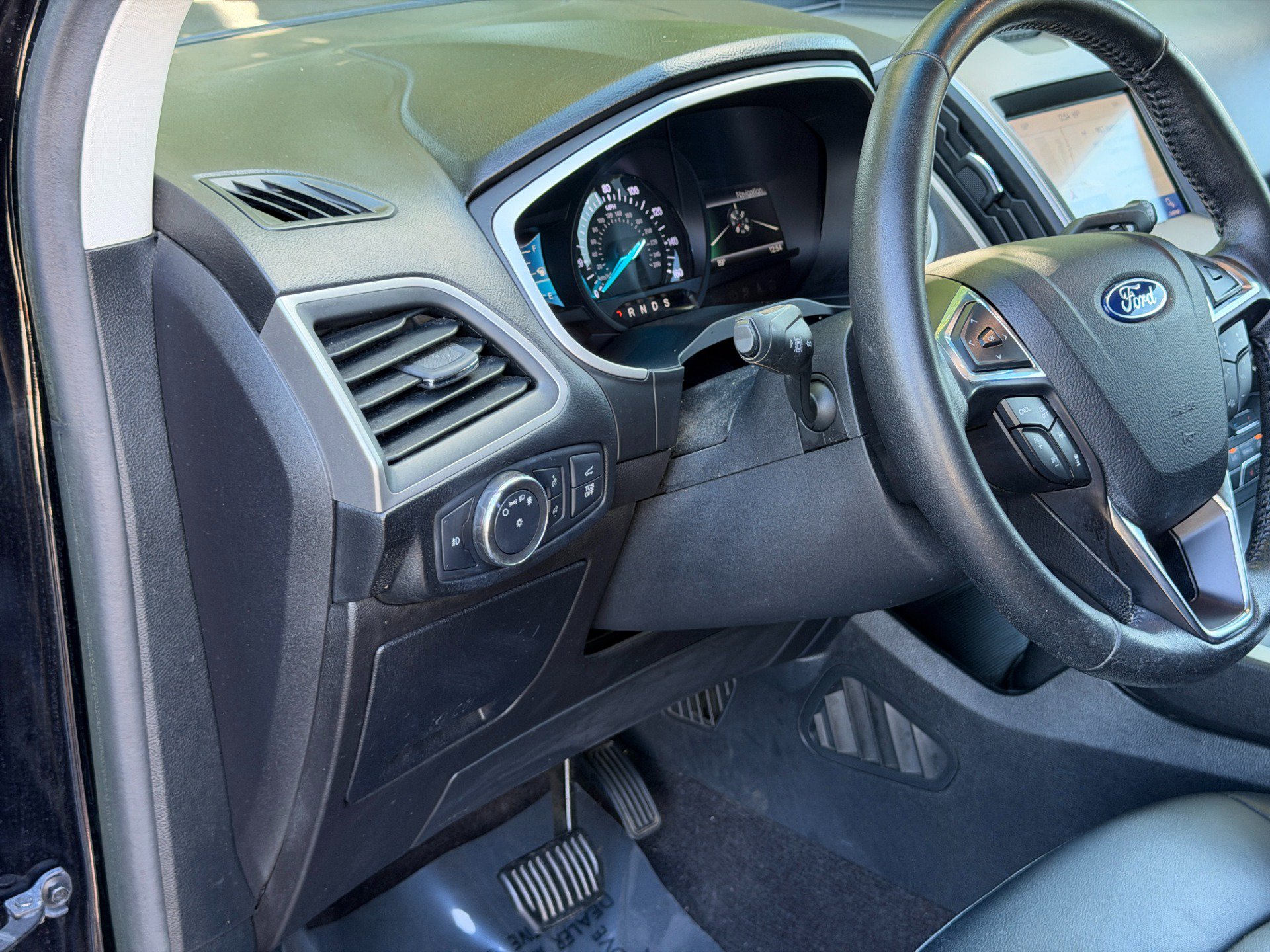 Used 2020 Ford Edge SEL w/ Convenience Package FWD image 34