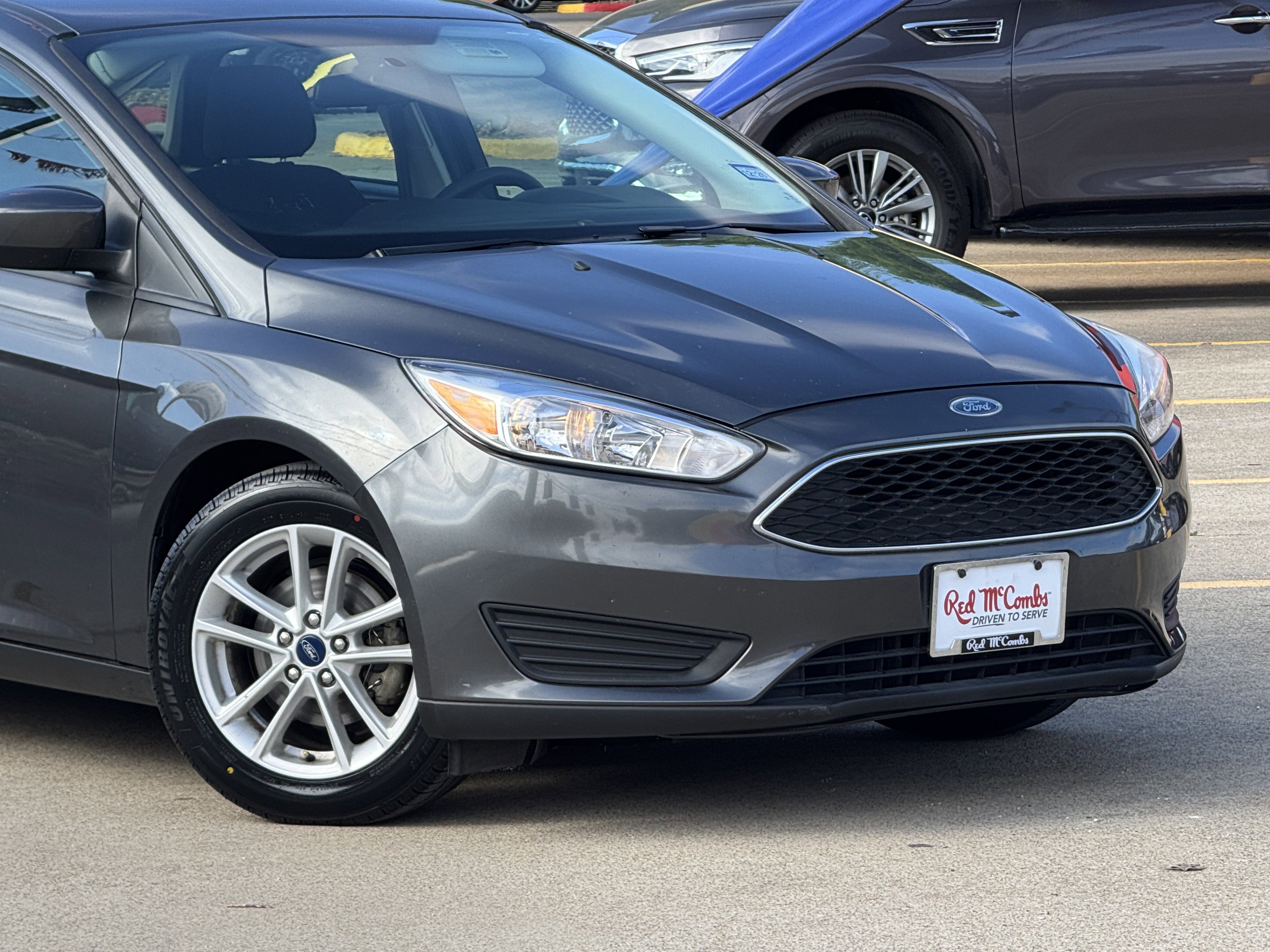 Used 2018 Ford Focus SE image 2