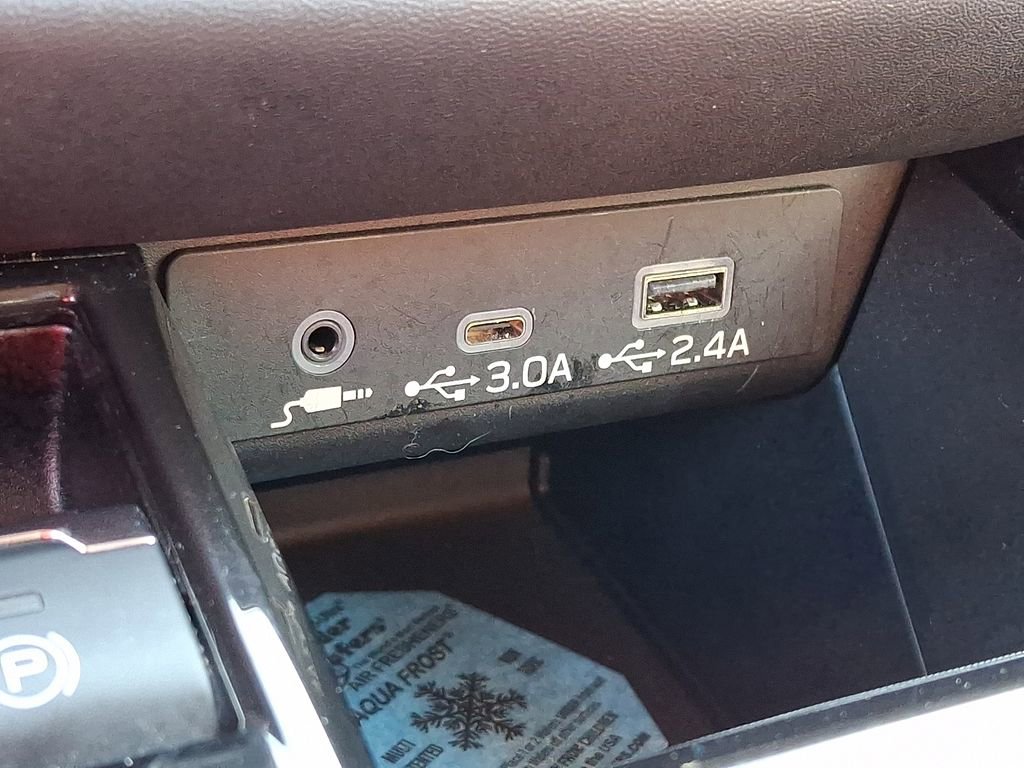 Used 2023 Subaru Outback Premium image 23