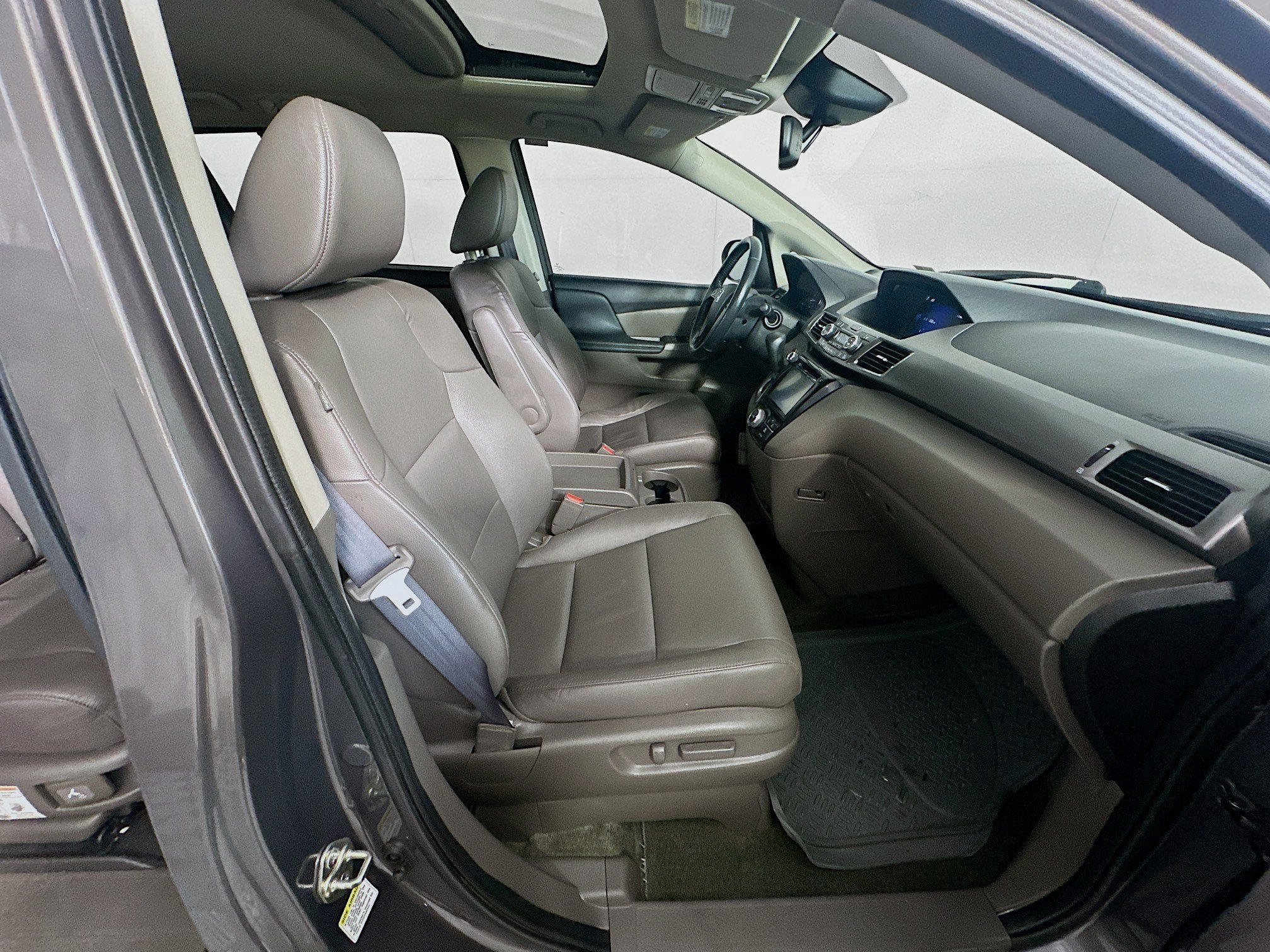 Used 2016 Honda Odyssey EX-L image 33