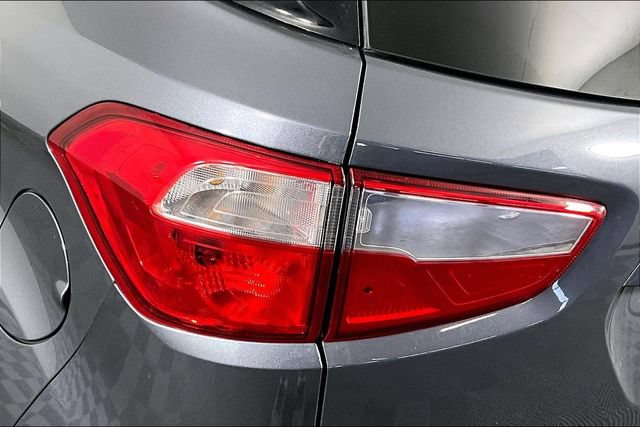Used 2021 Ford EcoSport SE FWD image 22