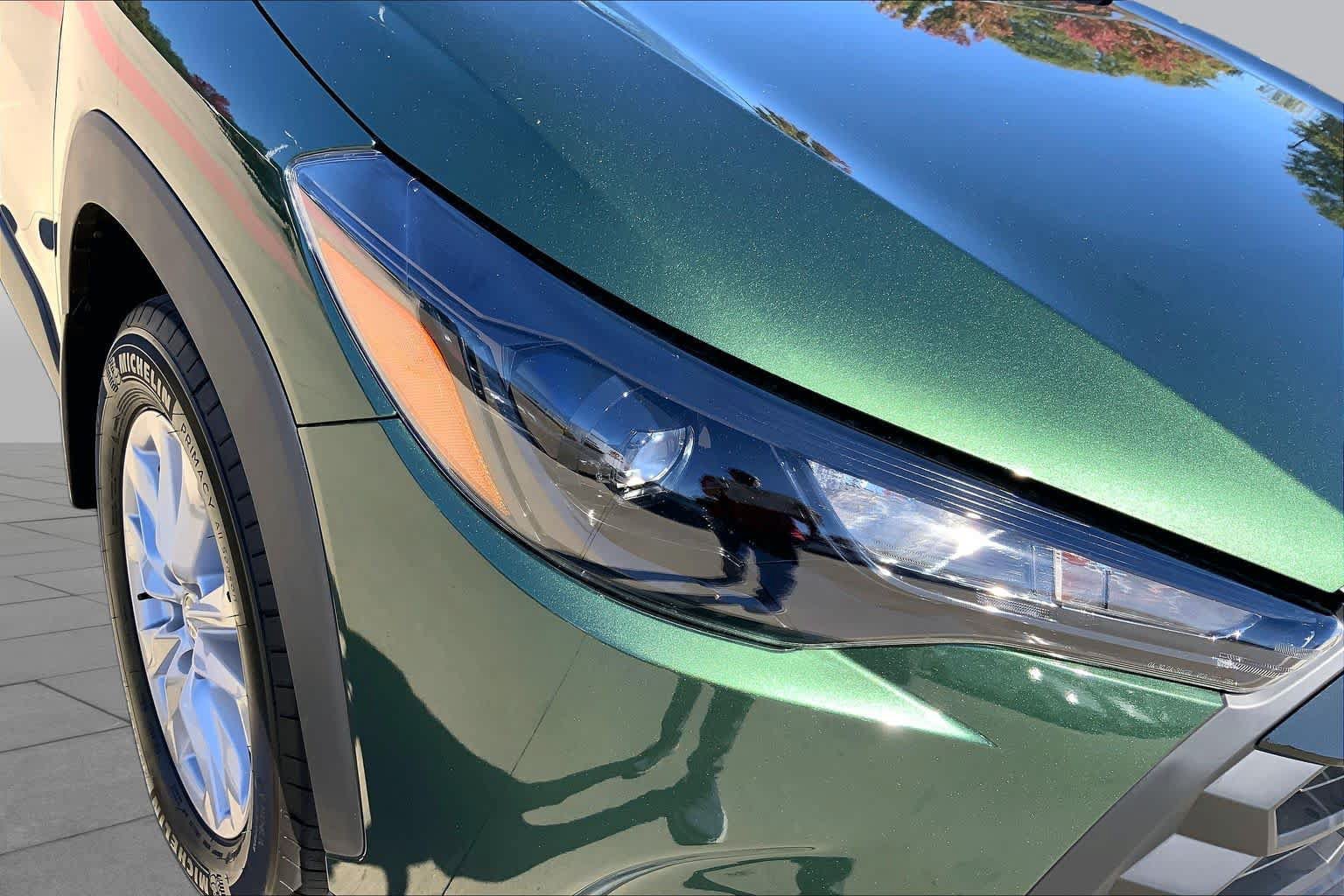Used 2026 Toyota Corolla Cross LE FWD image 26