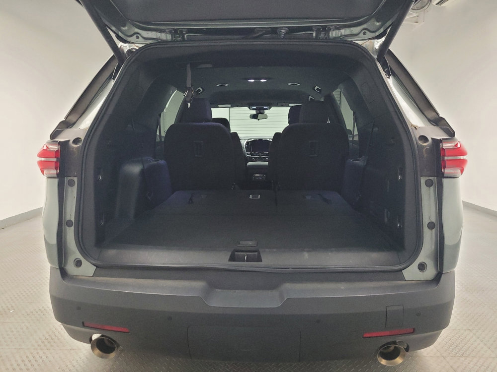 Used 2022 Chevrolet Traverse LT image 29