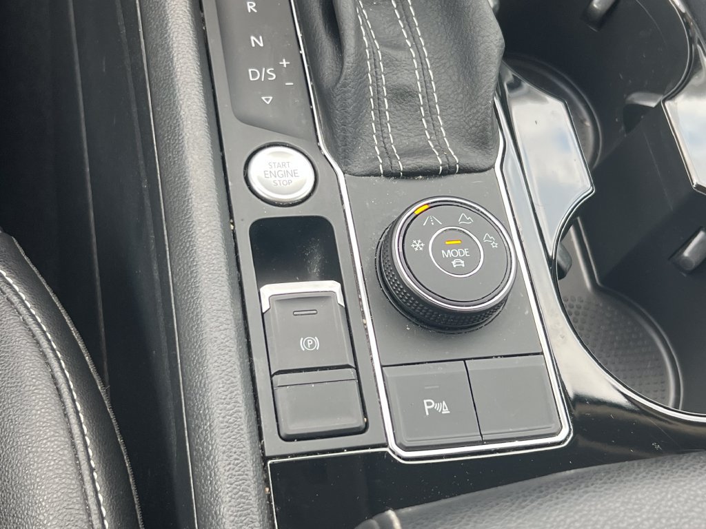 Used 2022 Volkswagen Atlas SE AWD/4WD image 31