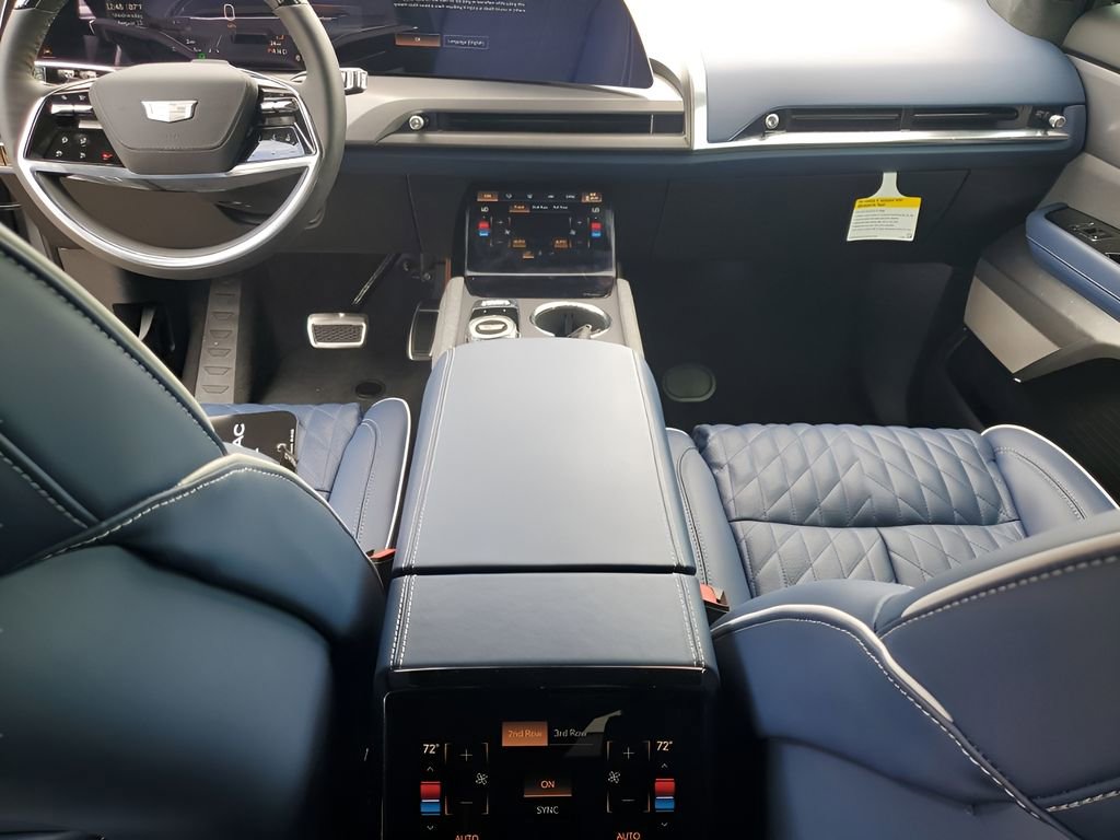 New 2026 Cadillac Vistiq Premium Luxury image 23