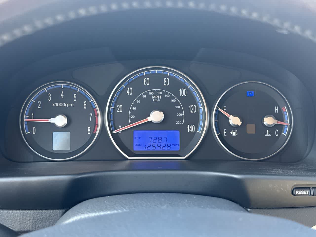 Used 2007 Hyundai Santa Fe Limited FWD image 16