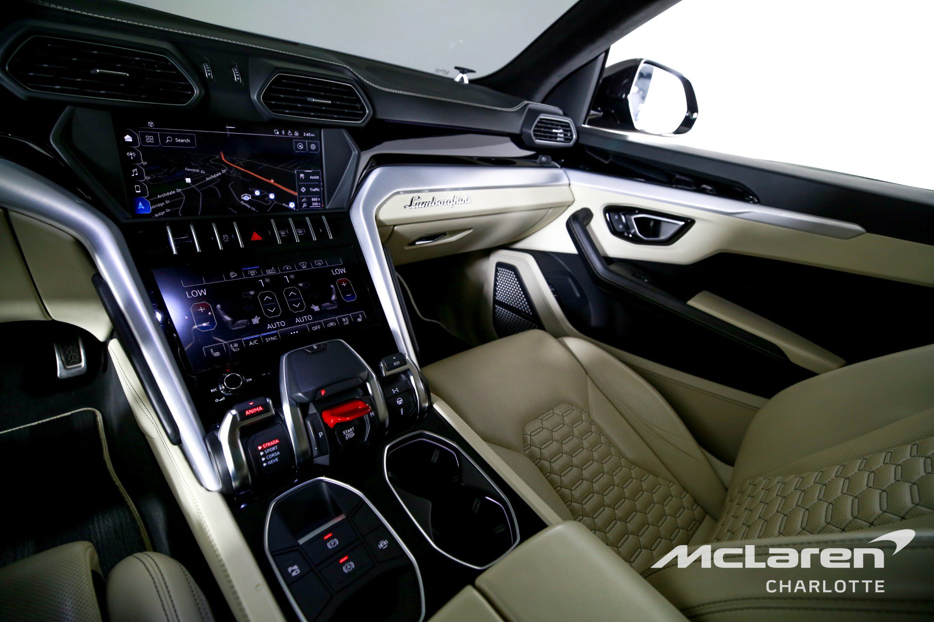 Used 2019 Lamborghini Urus image 15