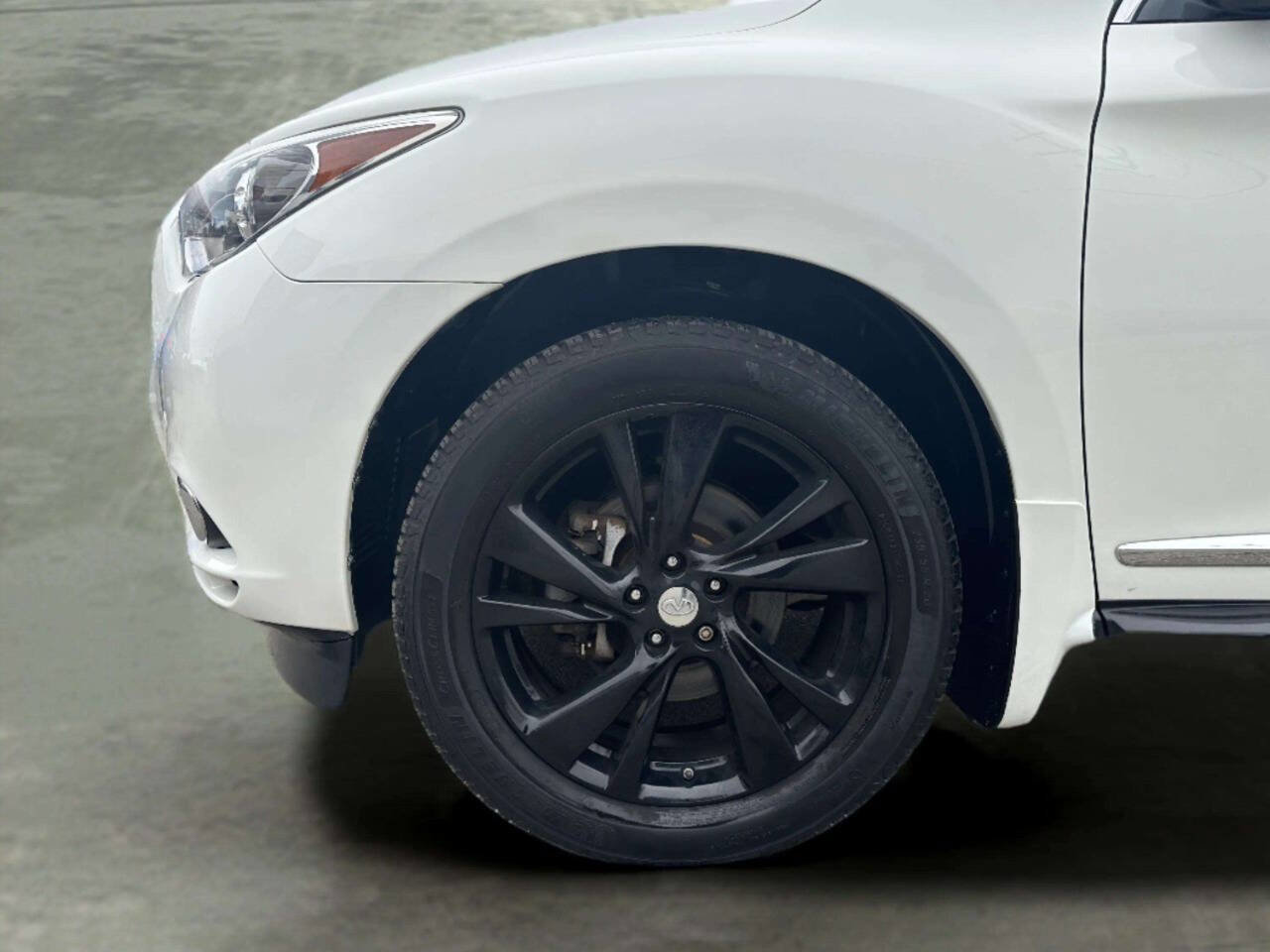 Used 2014 INFINITI QX60 Luxe w/ Deluxe Touring Package AWD/4WD image 38
