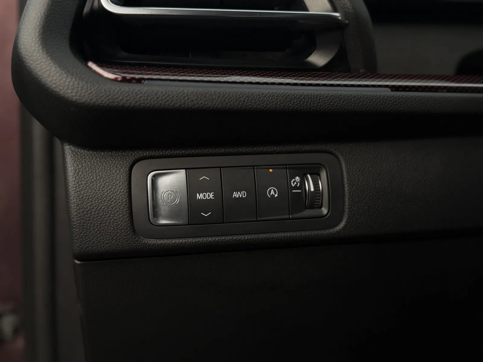 Used 2024 Chevrolet Traverse RS image 32