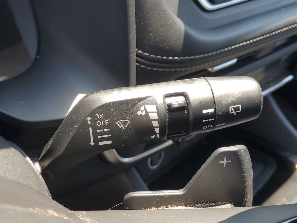 Used 2023 Nissan Rogue SV w/ SV Premium B Package AWD/4WD image 28