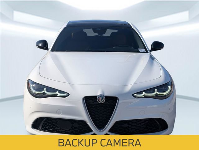Used 2024 Alfa Romeo Giulia Ti AWD/4WD image 10