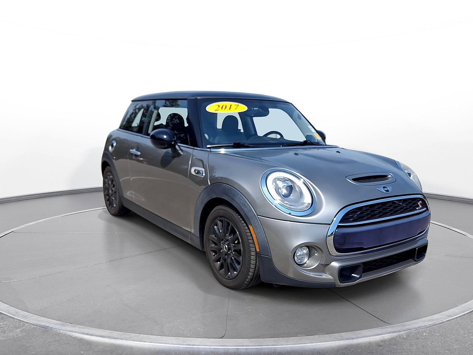 Used 2017 MINI Cooper S FWD image 2