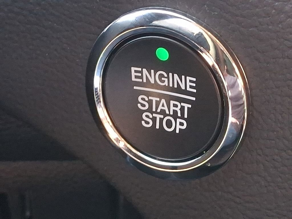 Used 2024 Ford Edge SEL image 24