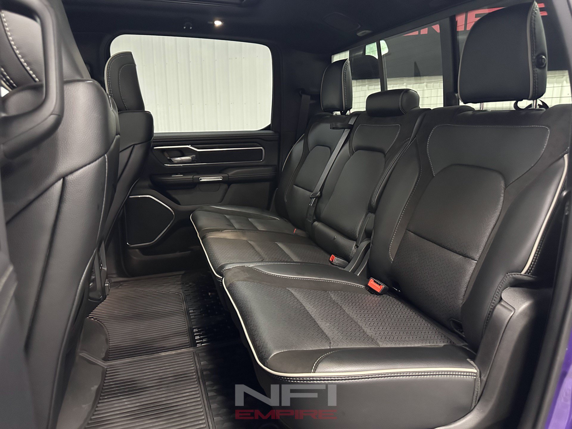 Used 2024 RAM 1500 Laramie AWD/4WD image 38