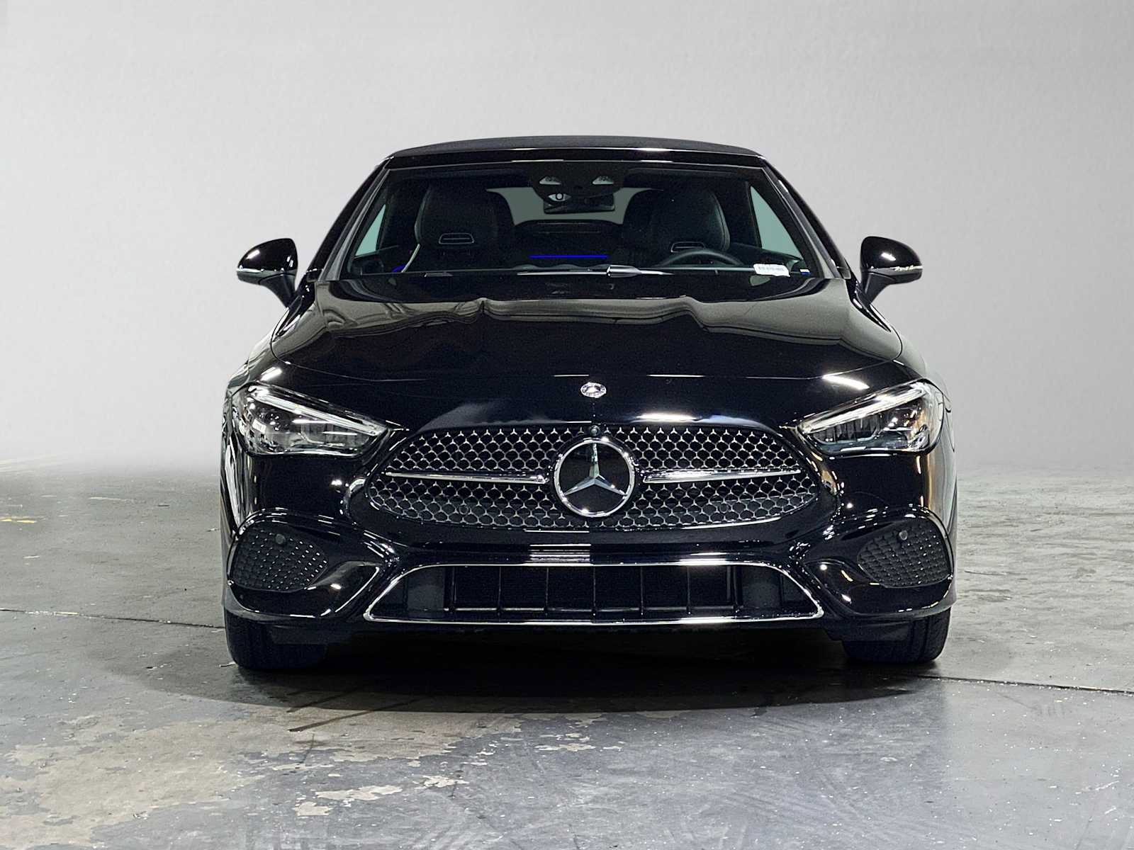 Used 2026 Mercedes-Benz CLE 300 4MATIC Cabriolet image 8