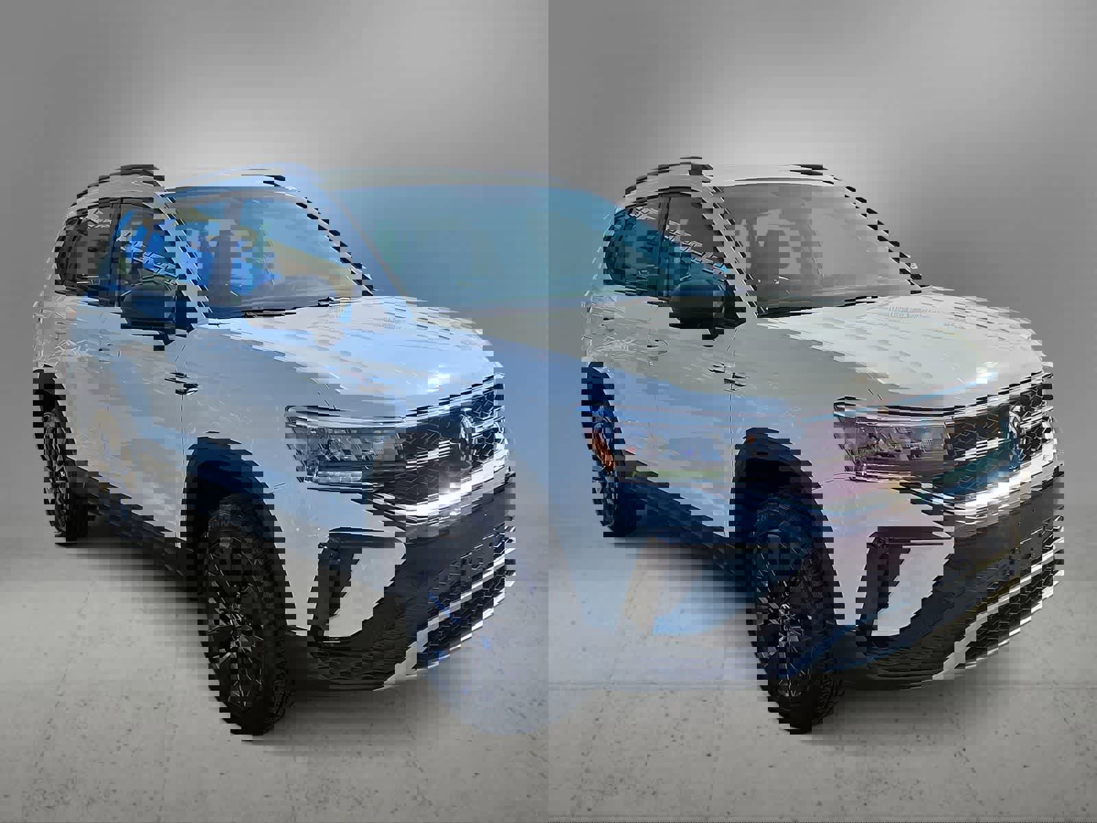 Used 2023 Volkswagen Taos S image 2