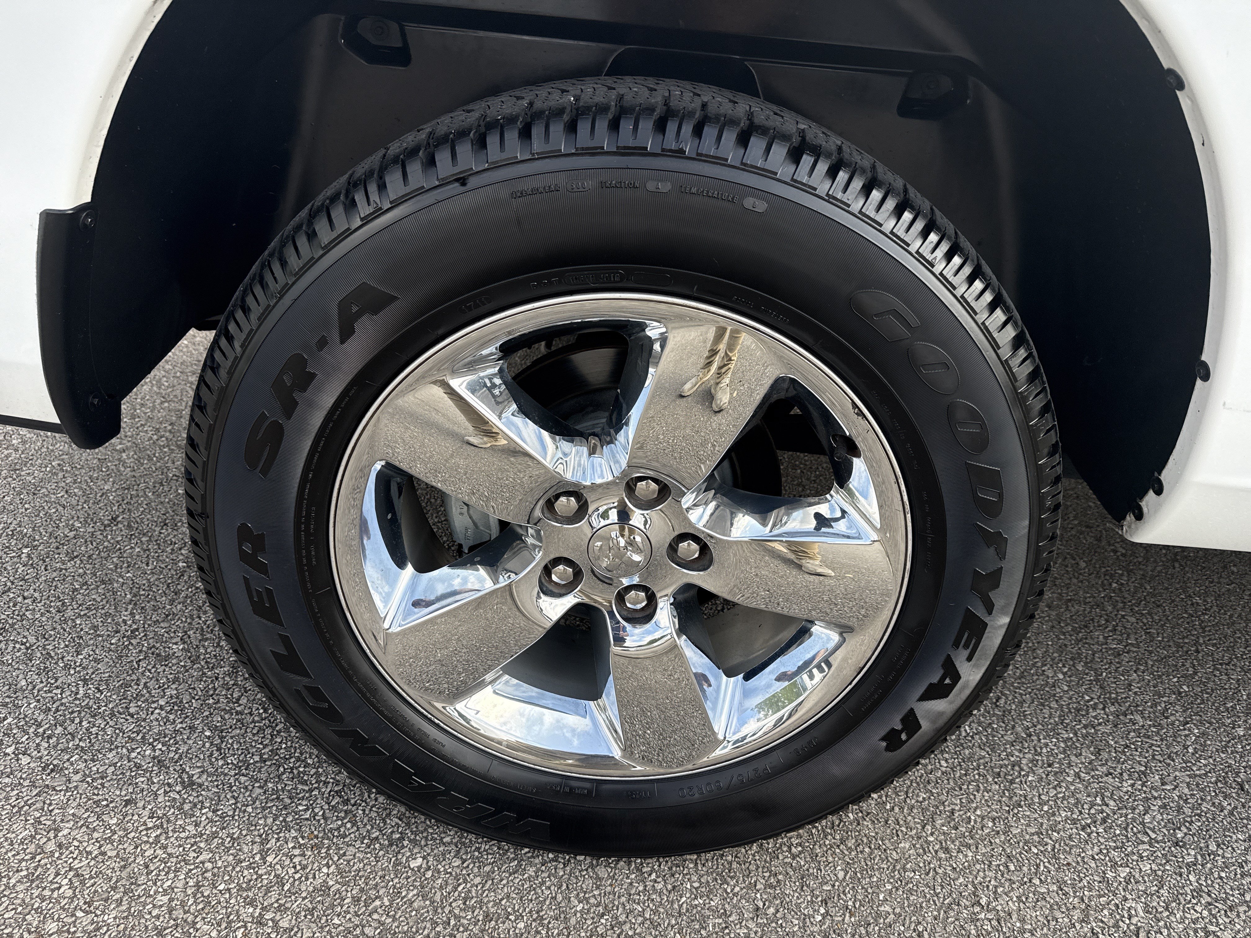 Used 2015 RAM 1500 Big Horn RWD image 17