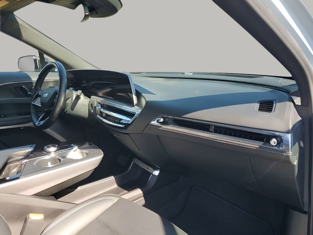 Certified 2024 Cadillac Lyriq Sport image 14