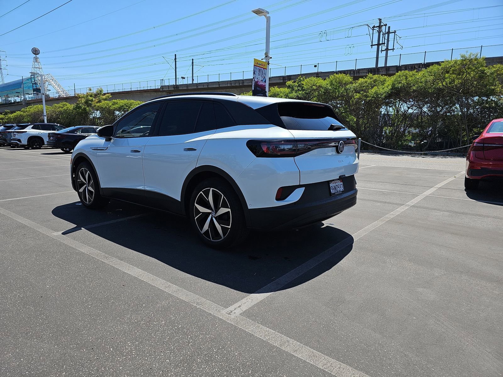 Used 2023 Volkswagen ID.4 S image 7