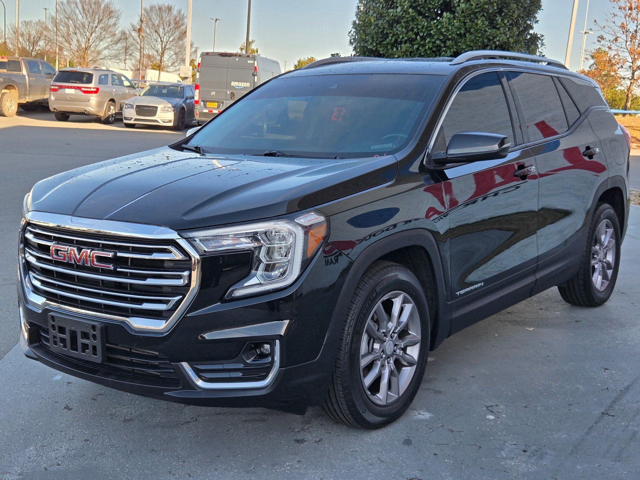 Used 2023 GMC Terrain SLT w/ LPO, Floor Liner Package image 3