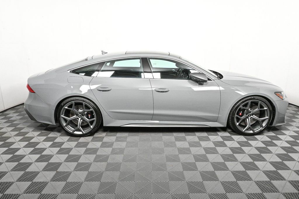 New 2026 Audi RS 7 Performance image 2
