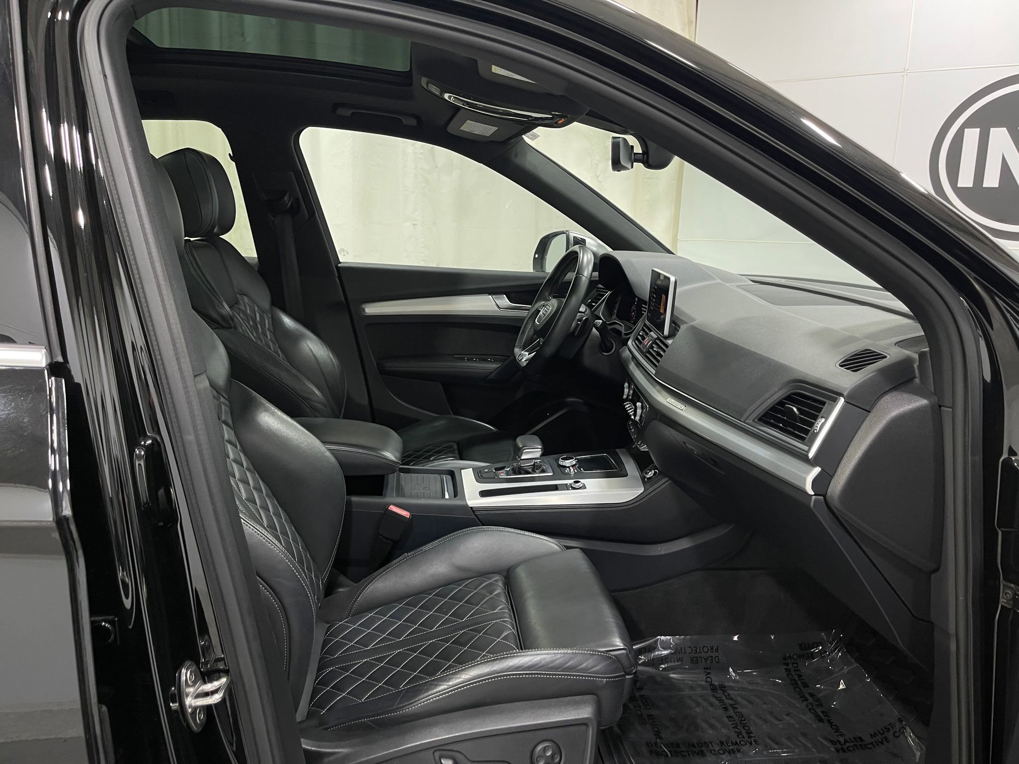 Used 2019 Audi SQ5 Premium Plus AWD/4WD image 32