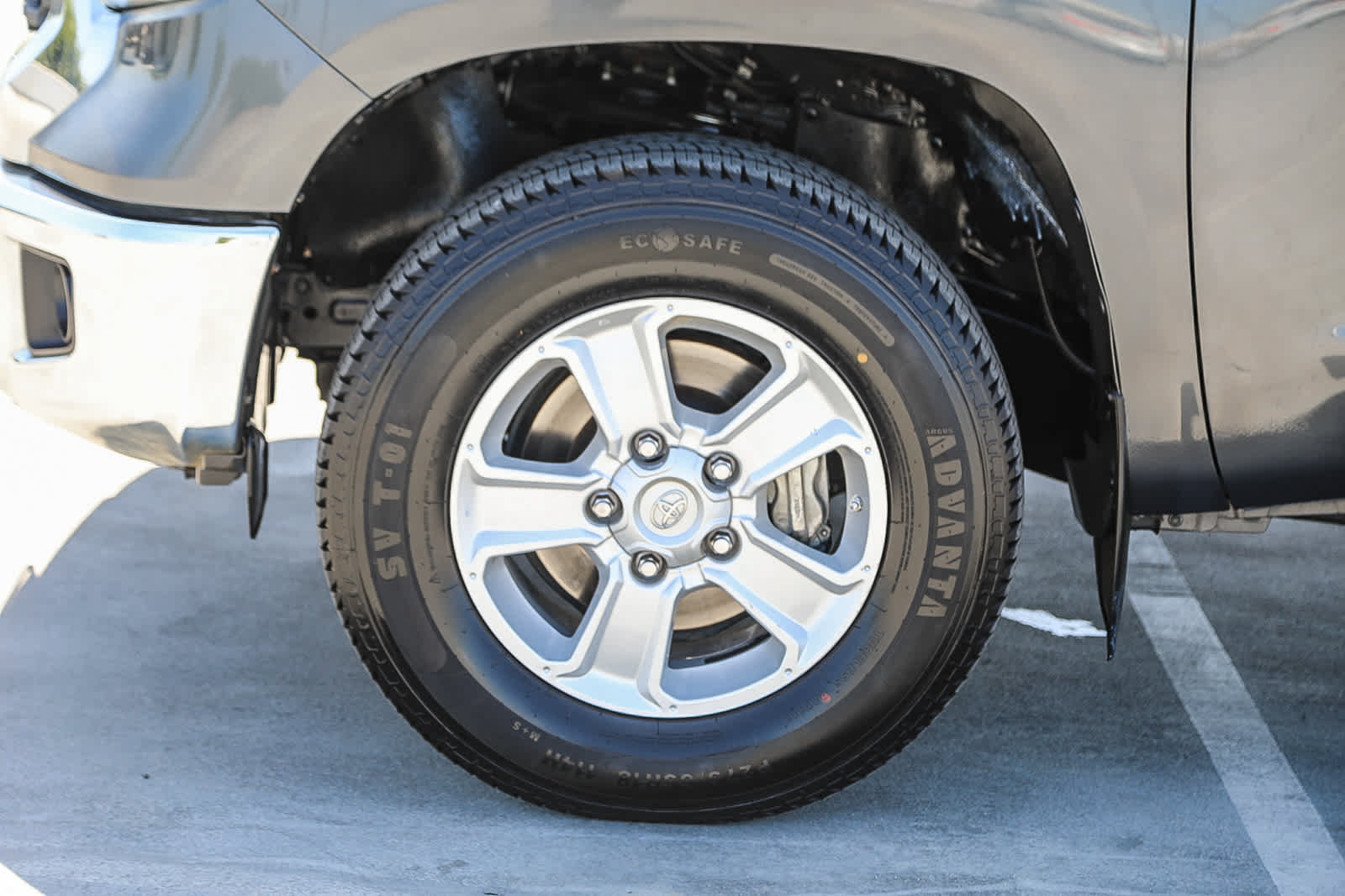 Used 2021 Toyota Tundra SR5 w/ SR5 Upgrade Package RWD image 10