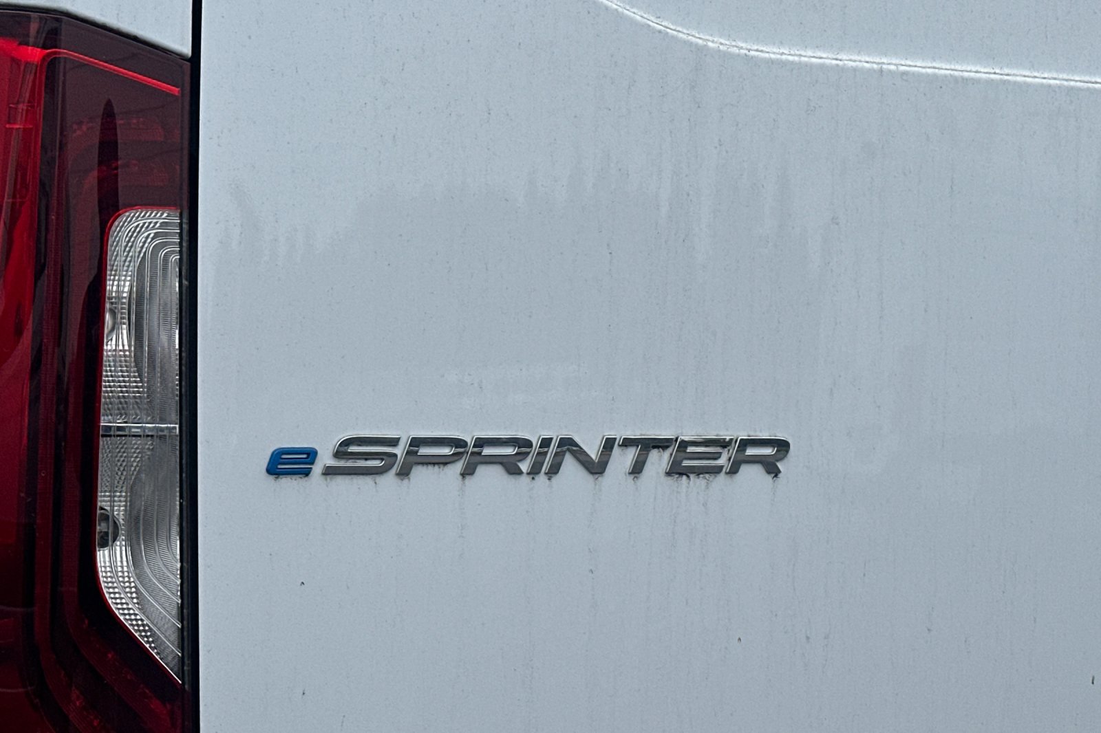 New 2024 Mercedes-Benz eSprinter 170 Cargo image 26