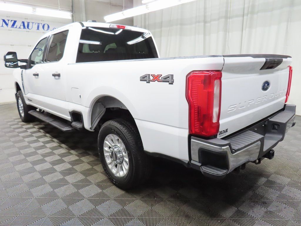 Used 2024 Ford F250 XLT image 5