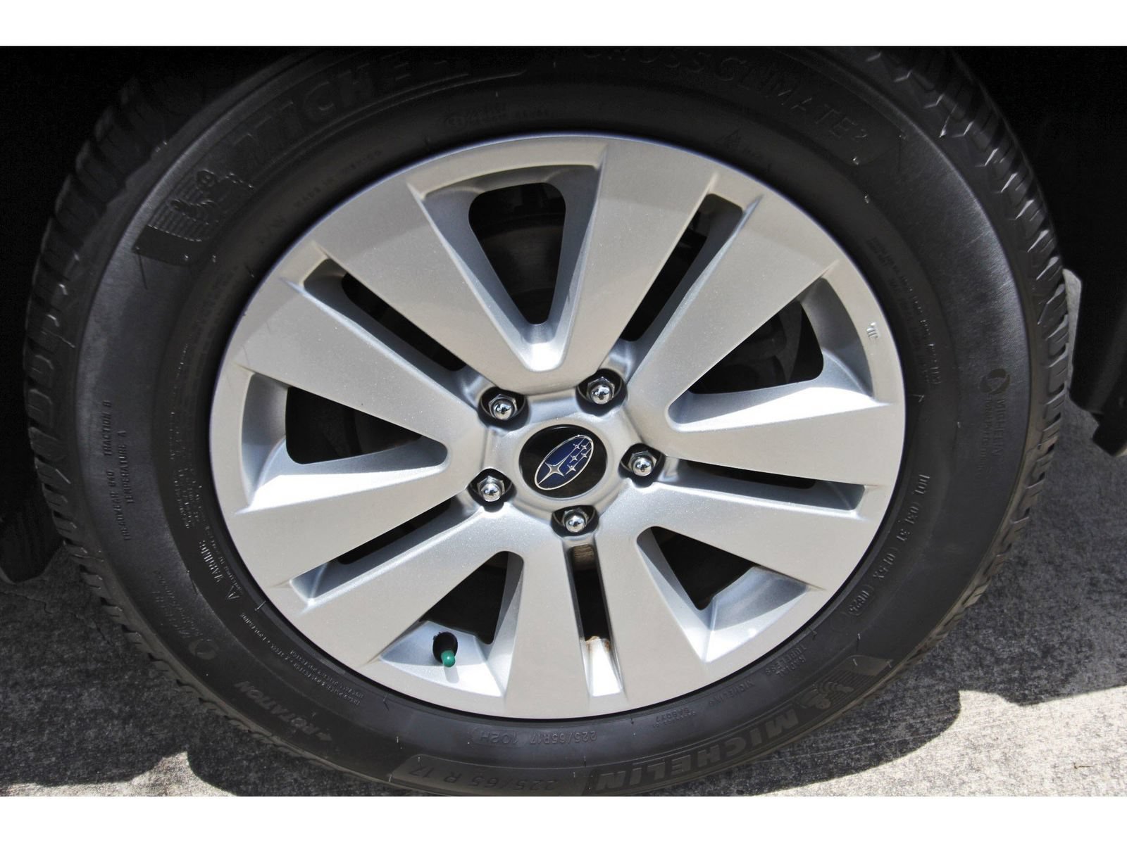 Used 2017 Subaru Outback 2.5i Premium AWD/4WD image 30
