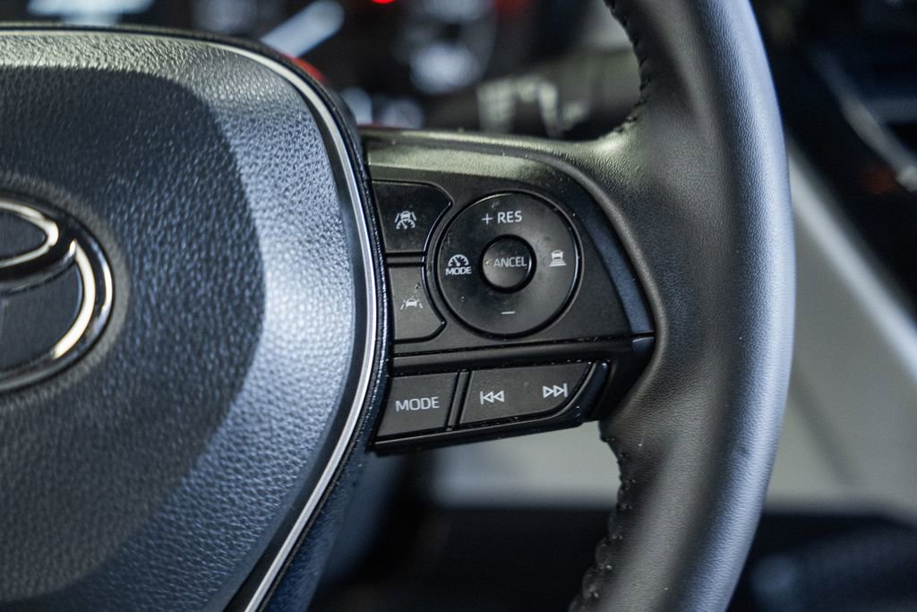 Used 2024 Toyota Corolla SE image 24