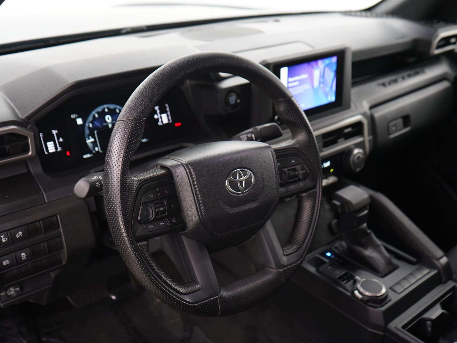 Used 2024 Toyota Tacoma SR AWD/4WD image 19