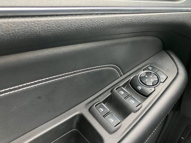 Used 2024 Ford Edge Titanium AWD/4WD image 15
