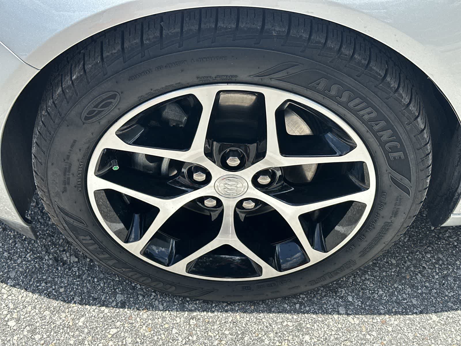 Used 2017 Buick Regal Sport Touring FWD image 13
