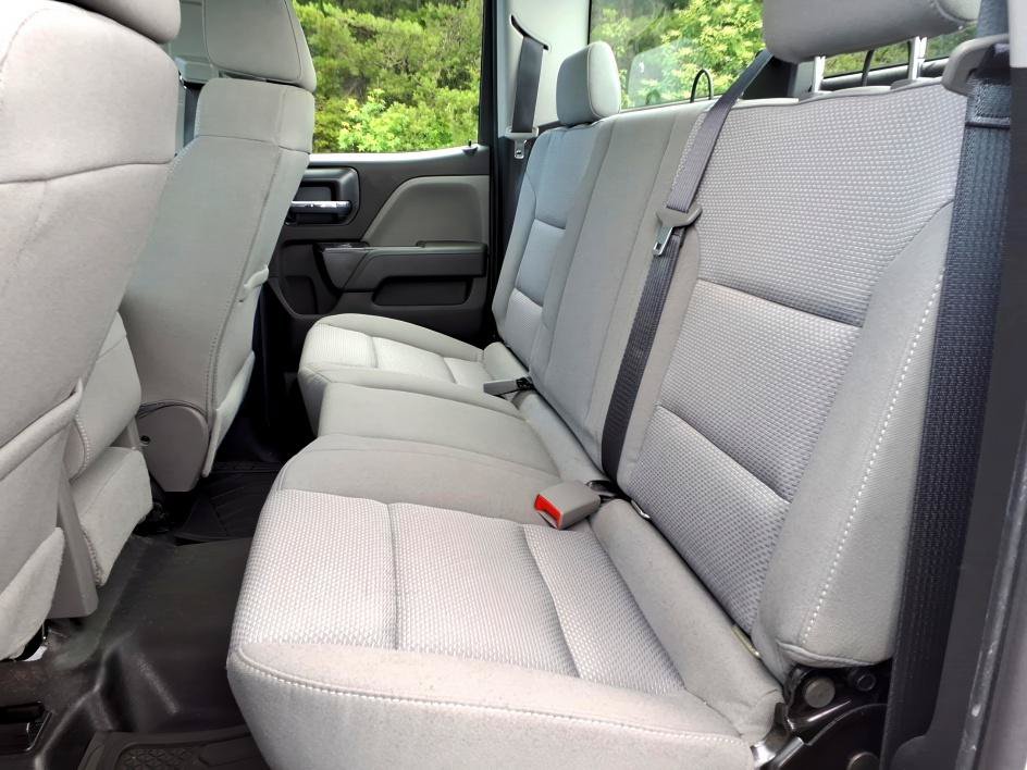 Used 2019 Chevrolet Silverado 1500 W/T RWD image 13